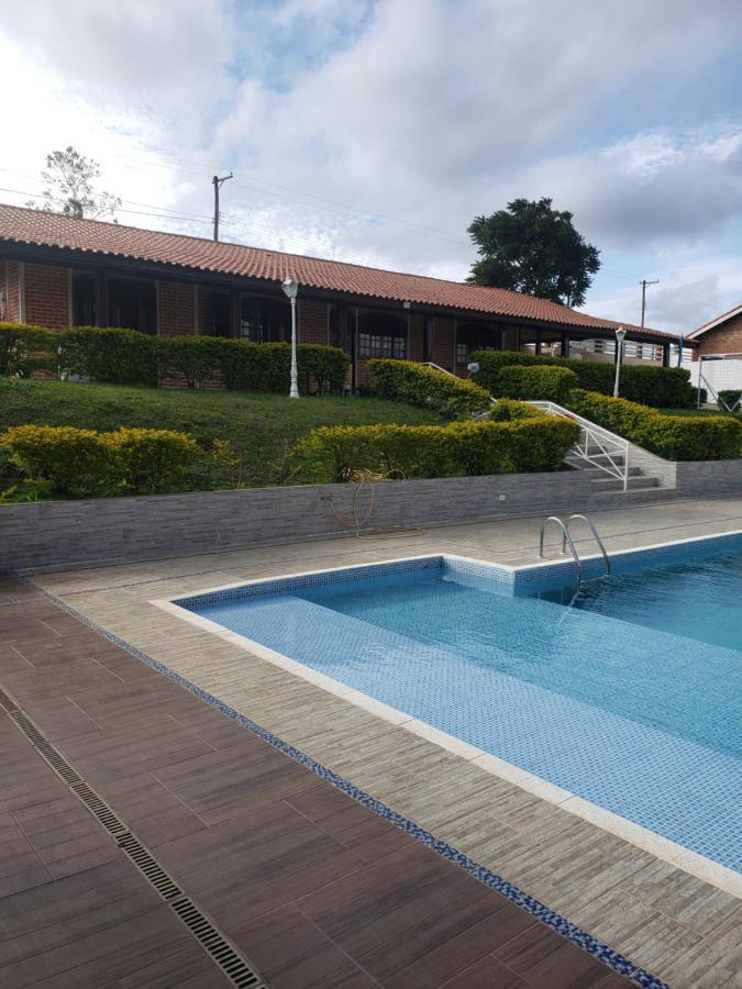 Vila Chacara Bela Vista Do Gil Atibaia Exteriér fotografie
